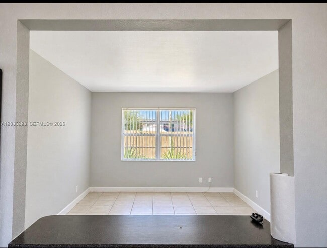 Building Photo - 4829 NW 9th Dr