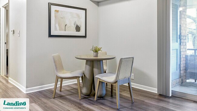 Foto del edificio - 4901 Whitton Pl