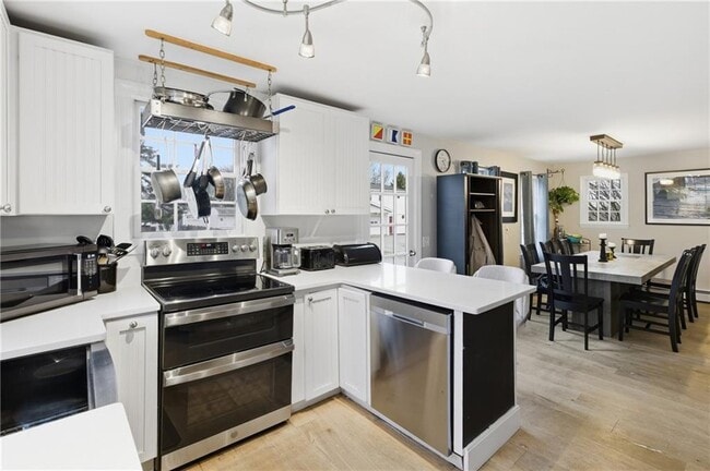 Foto del edificio - 72 Seascape Ave