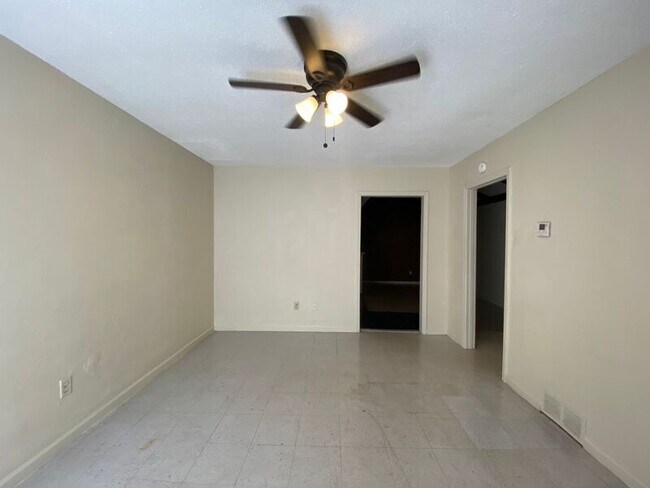 Foto del edificio - 4060 Stowe St