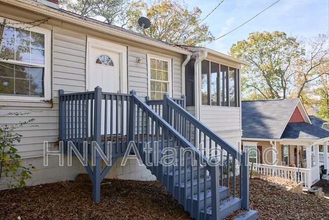 Photo - 150 Hedges St SE Apartment