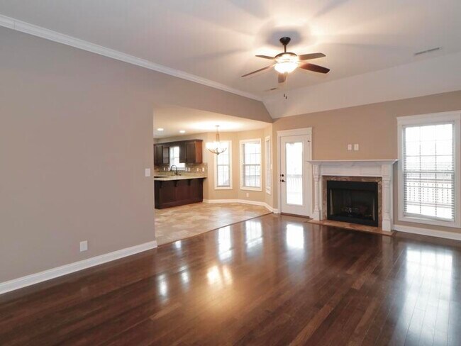 Foto del edificio - 1678 Horseshoe Cave Dr