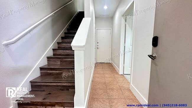 Foto del edificio - 1603 Tribeca Way