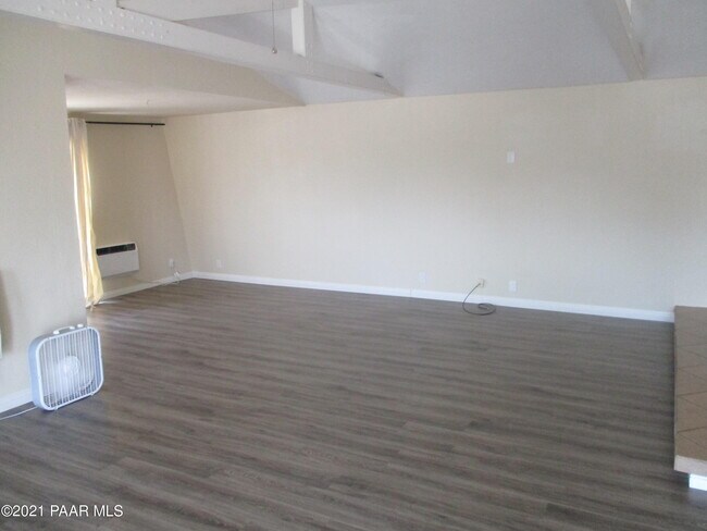 Building Photo - 1301 Prescott Country Club Blvd