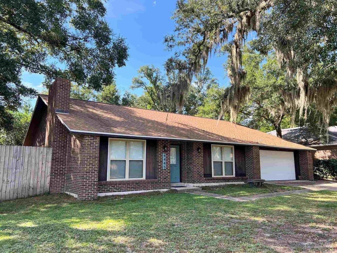 Foto principal - 4445 Yarmouth Pl