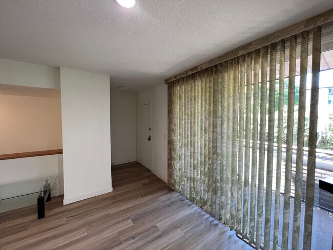 Foto del edificio - 21930 Marylee St