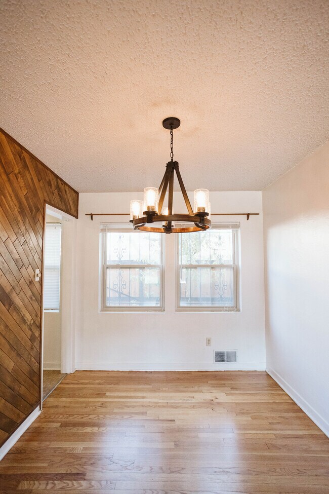 Foto del edificio - 1405 San Carlos Rd SW