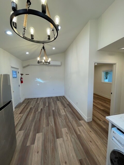 Foto del edificio - 13353 Killion St