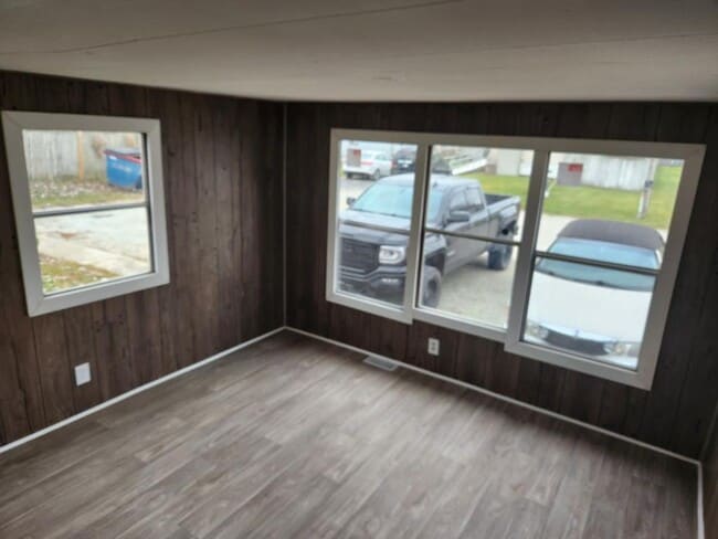 Building Photo - 3451 W 100 N