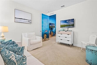 Building Photo - 220 Pendant Ct