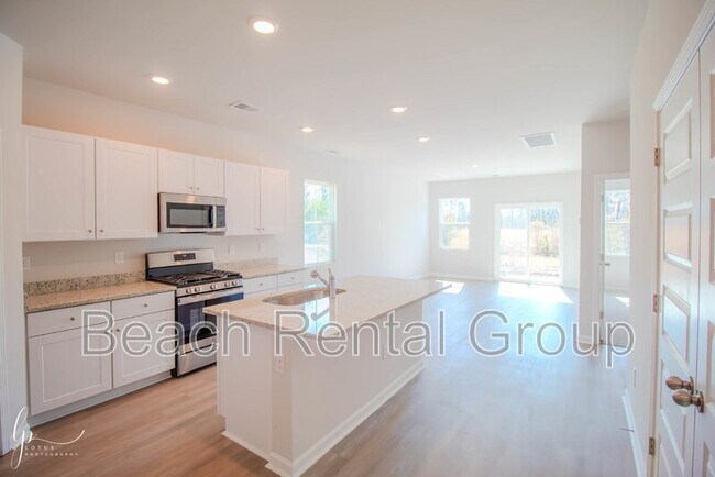Building Photo - 5055 Georgetown Dr