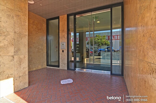 Building Photo - 875 G St