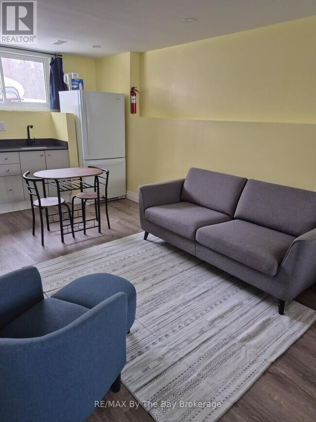 Photo du bâtiment - 7 Harbour Crescent