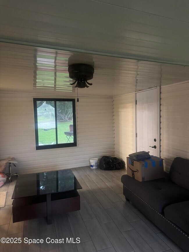 Foto del edificio - 103 Americana Blvd NW