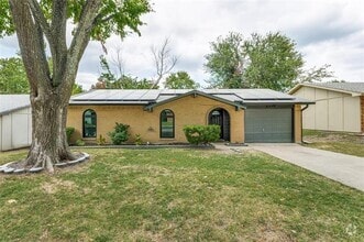 Building Photo - 217 Trailridge Dr