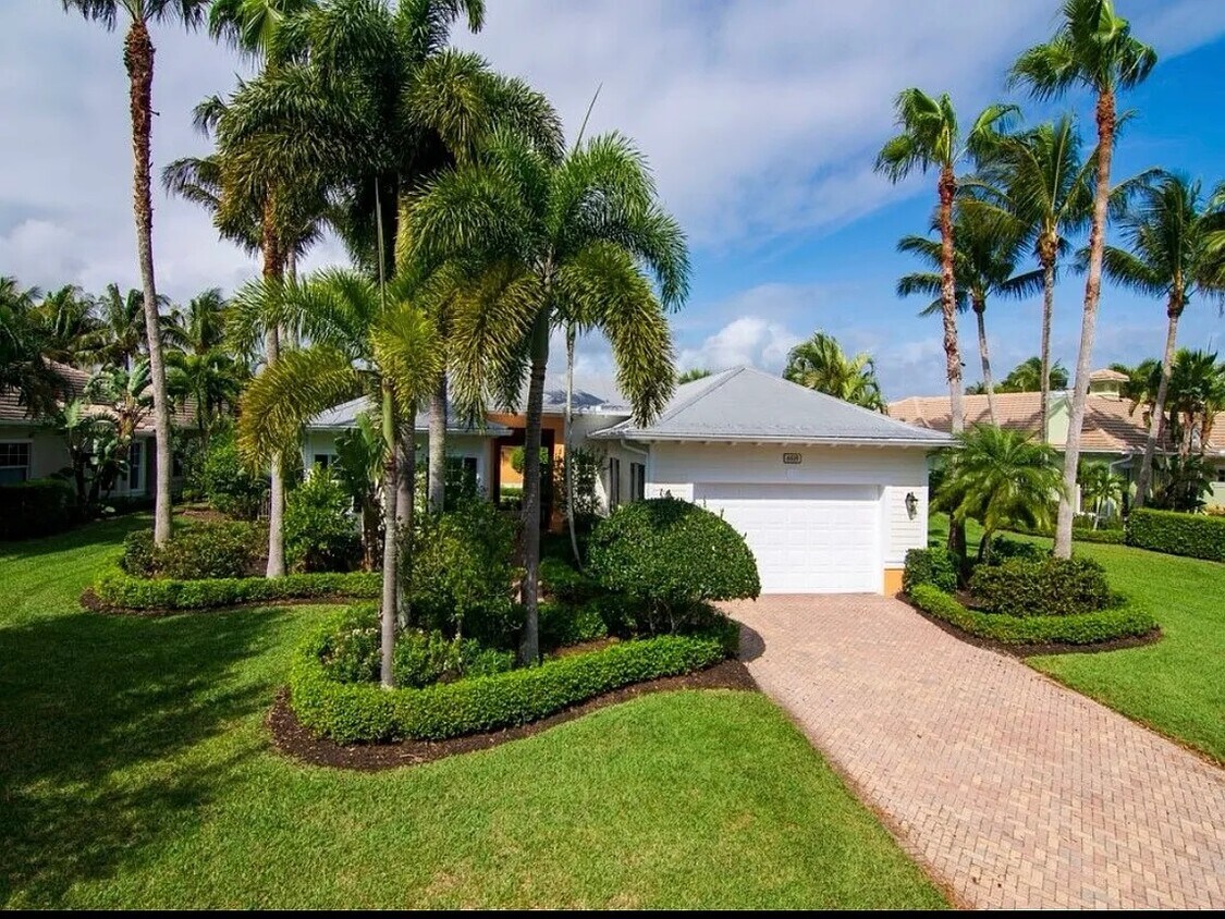 Foto principal - 6535 Caicos Ct