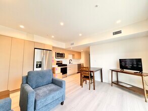 Building Photo - 226 N Berendo St