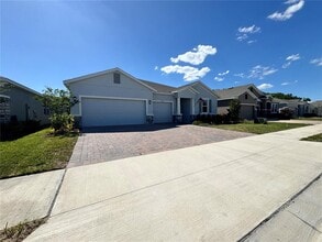 Building Photo - 4970 NW 39th Lp