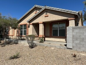 Building Photo - 2525 Living Rock Ave