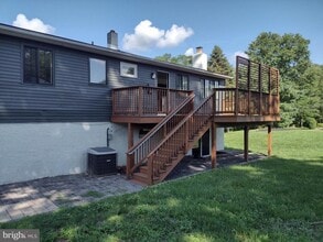 Building Photo - 64 Bogle Dr