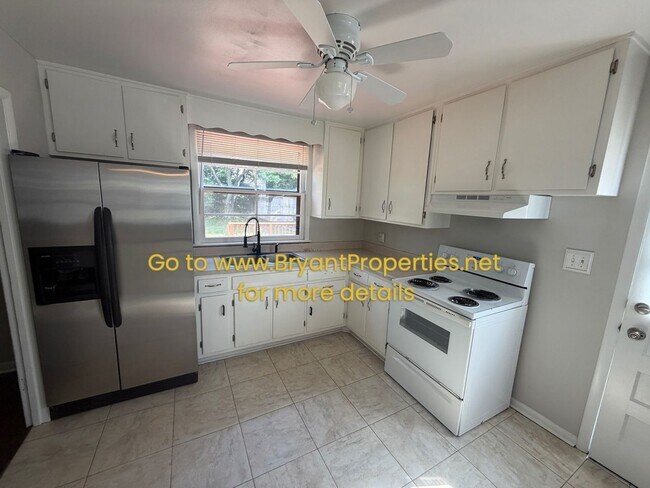 Foto del edificio - *2712 Wellman Dr
