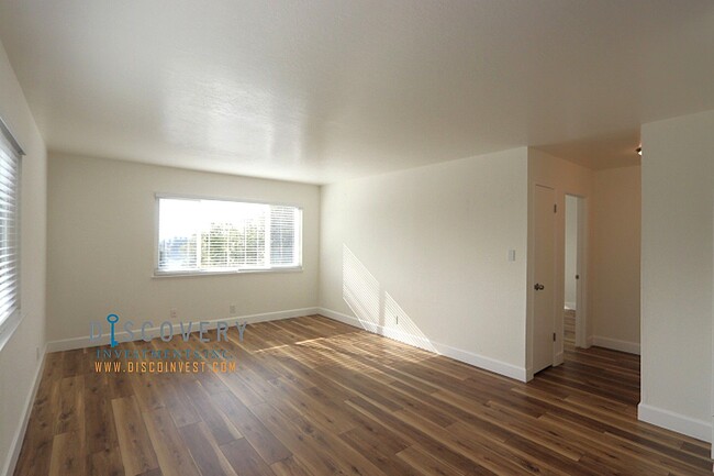 Foto del edificio - 1130 Wellington St