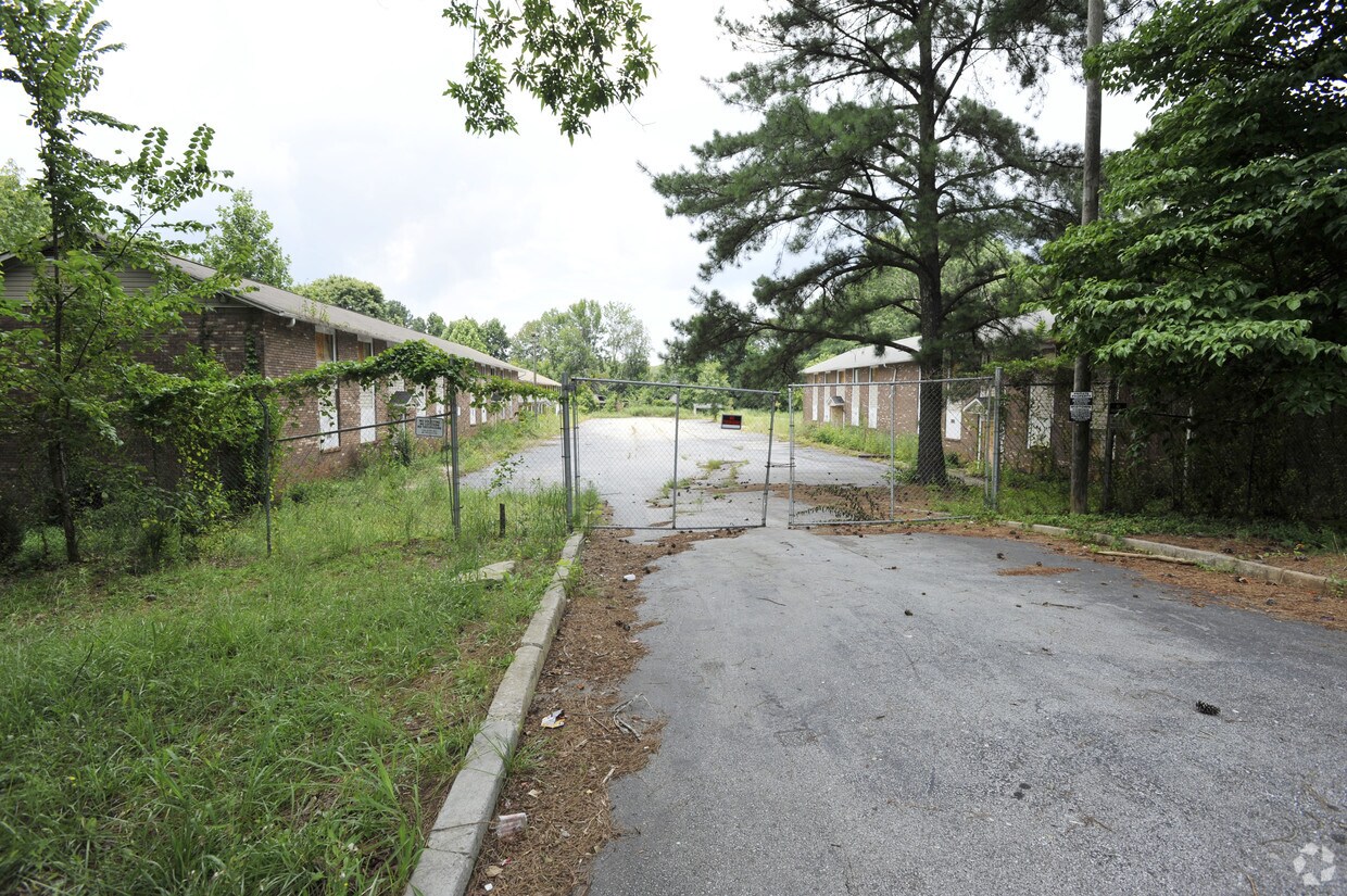 Foto del edificio - Conley Village