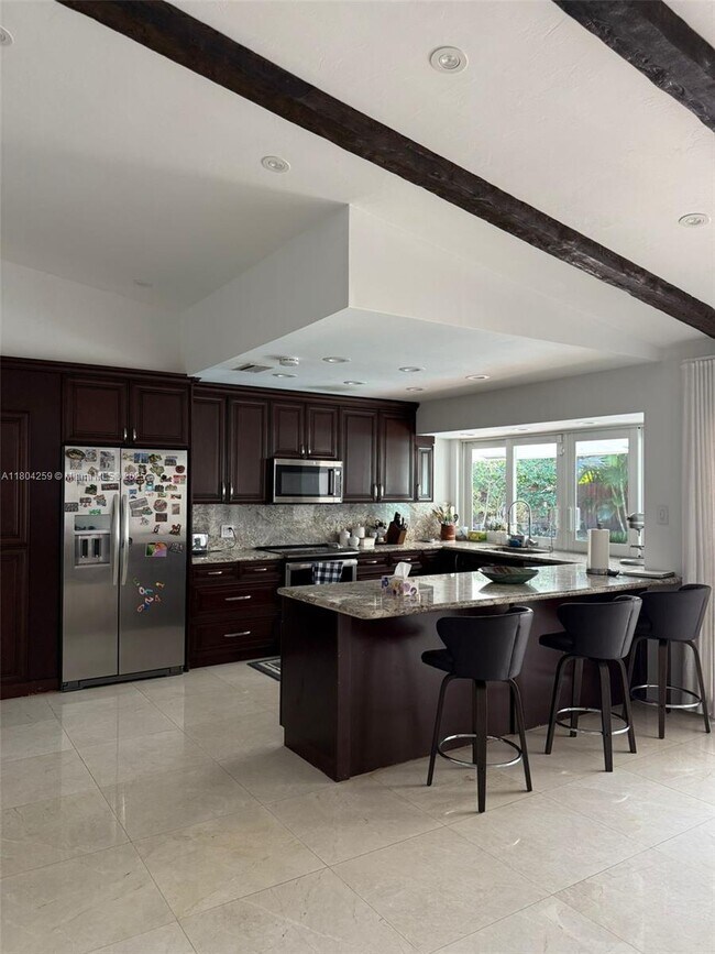Foto del edificio - 3520 N 32nd Terrace