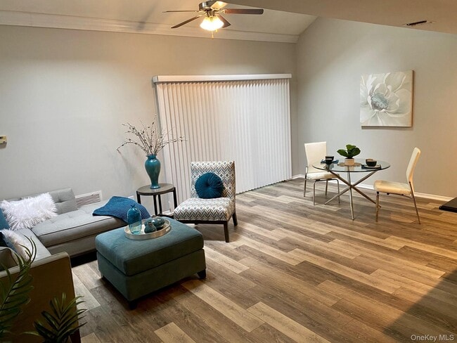 Building Photo - 166 Horizon View Dr