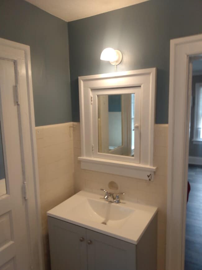 Building Photo - 331 5th St