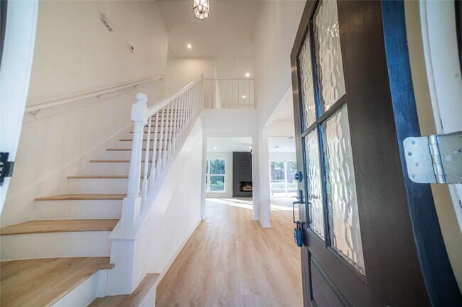 Foto del edificio - 3547 Glenwood Springs Dr