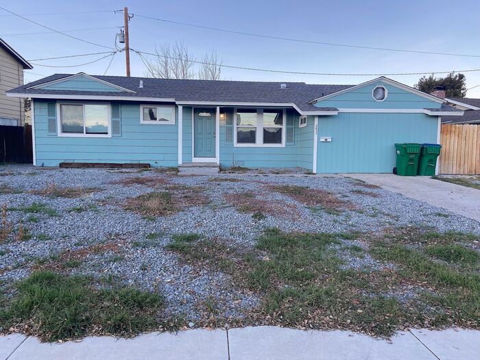 Primary Photo - Lovely 3 Bedroom, 2 Bath House - Washer/Dryer, Dishwasher, Long Driveway, Fenced Backyard