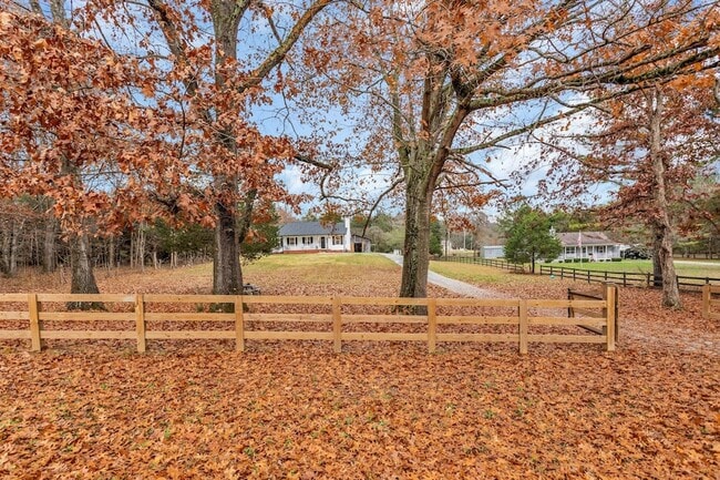 Building Photo - 2475 Rock Springs Cemetery Rd
