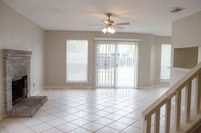 Foto del edificio - 2630 Alcott Ln