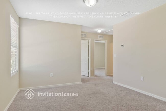 Foto del edificio - 202 Gladiola Ct