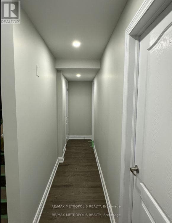 Building Photo - 31 Elverton Cres