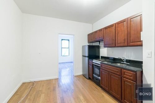 Building Photo - 314 E 91st St