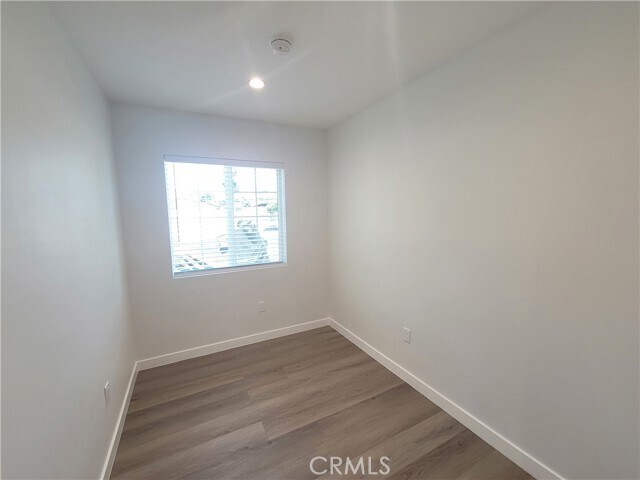 Foto del edificio - 20520 Mandell St