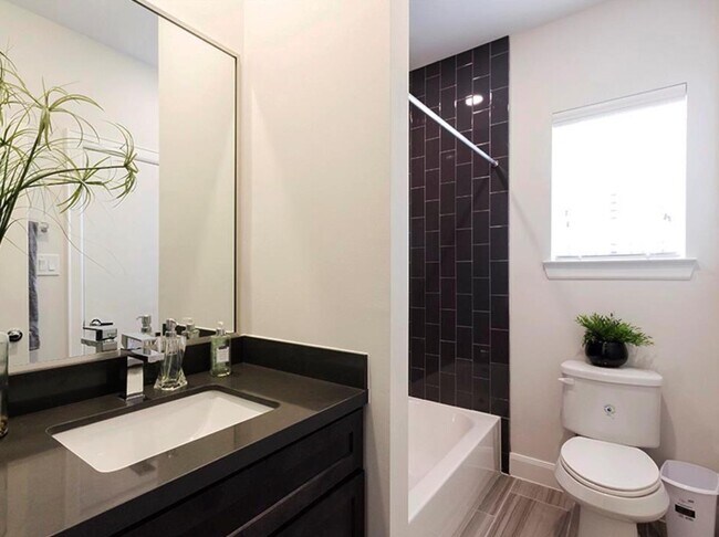 Foto del edificio - 346 Eado Park Cir