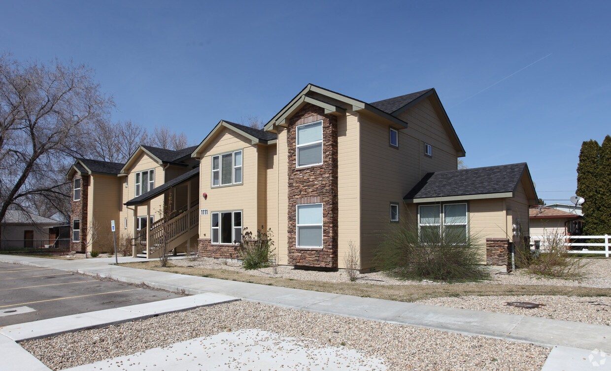 Foto principal - 1113 N Midland Blvd