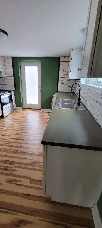 Foto del edificio - 513 Blue Eagle Ave