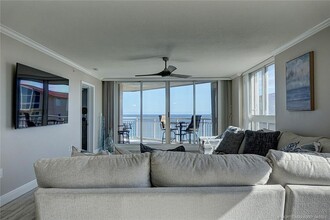 Building Photo - 3880 N Hwy A1A