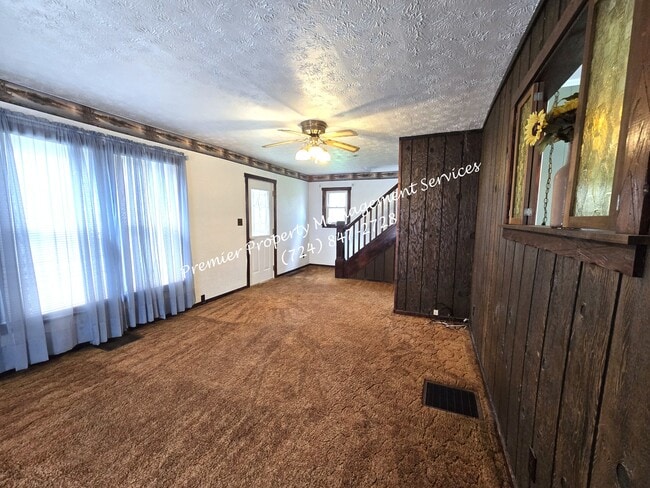 Foto del edificio - 285 W Jamestown Rd