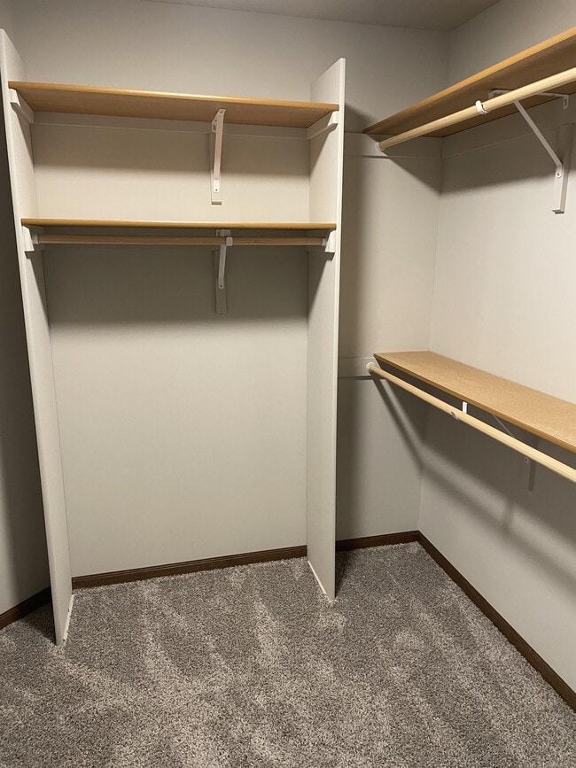 Building Photo - 1442 Cedar Cv Rd