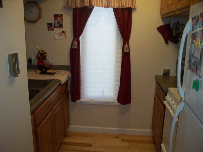 Foto del edificio - 60 Austin Dr