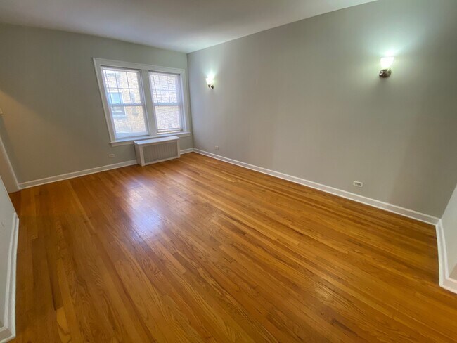 Foto del edificio - 2043 W Berwyn Ave