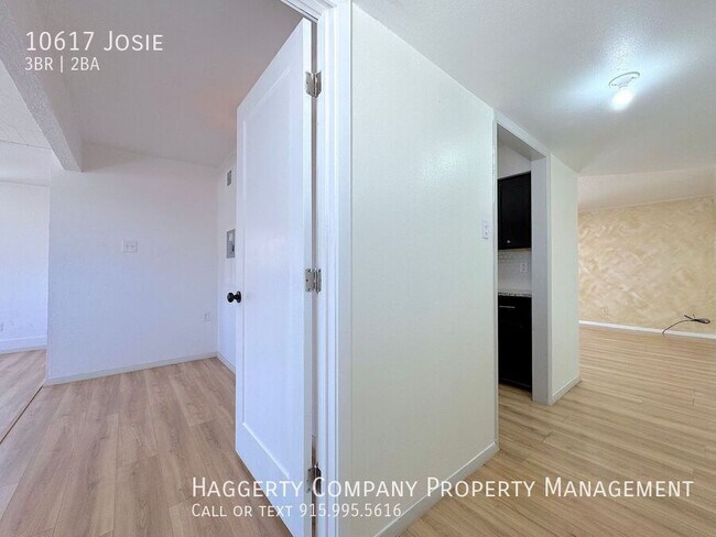 Foto del edificio - 10617 Josie-