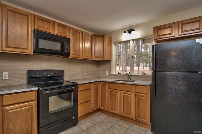 Building Photo - 2104 Totem Trail