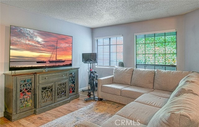 Foto del edificio - 24407 Avenida De Los Ninos