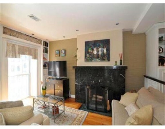 Foto del edificio - 124 Beacon St